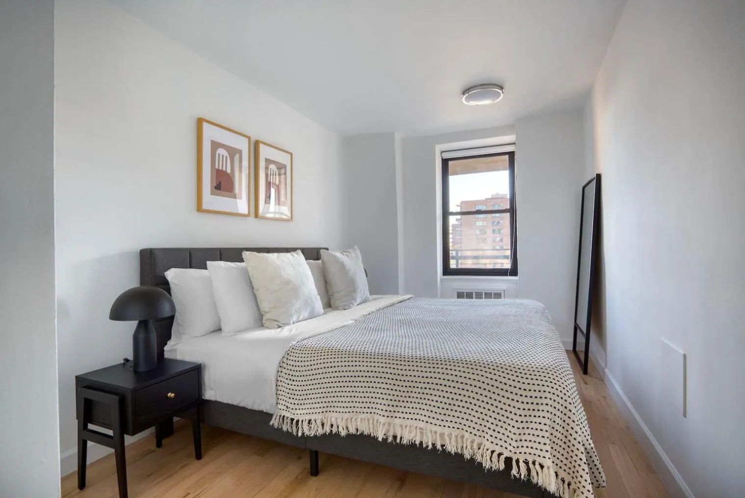 Apartment Uws 1Br W Elevator Wd Nr Central Park Nyc-1322 New York