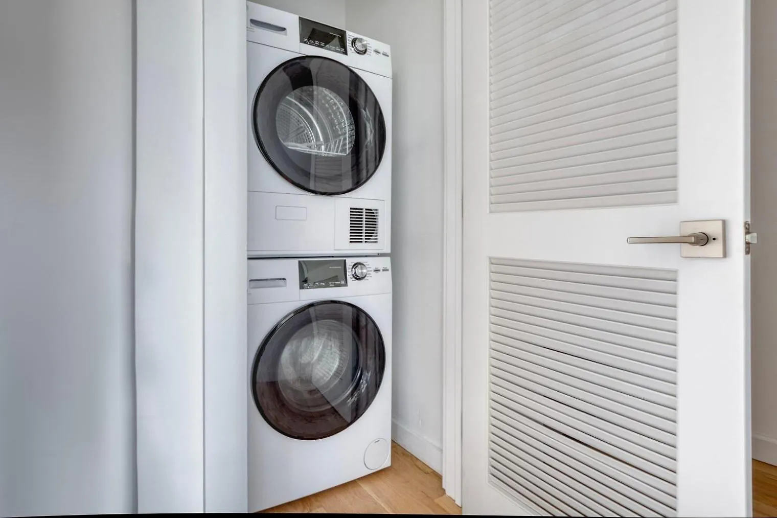 Apartment Uws 1Br W Elevator Wd Nr Central Park Nyc-1322 New York